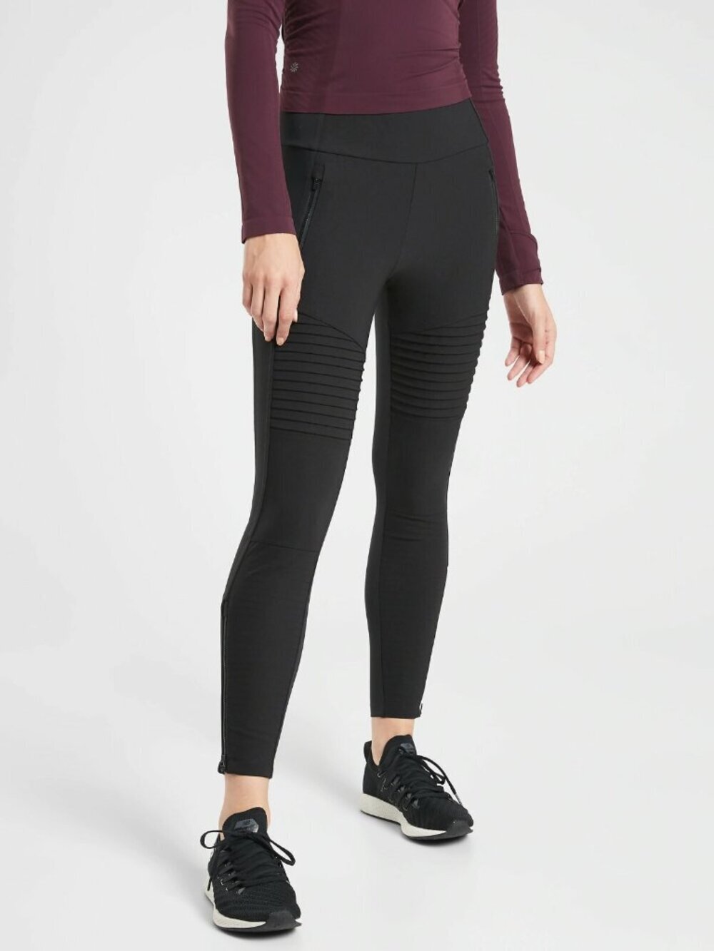 Athleta Headlands Hybrid Moto Tight Pant in Black Size 8